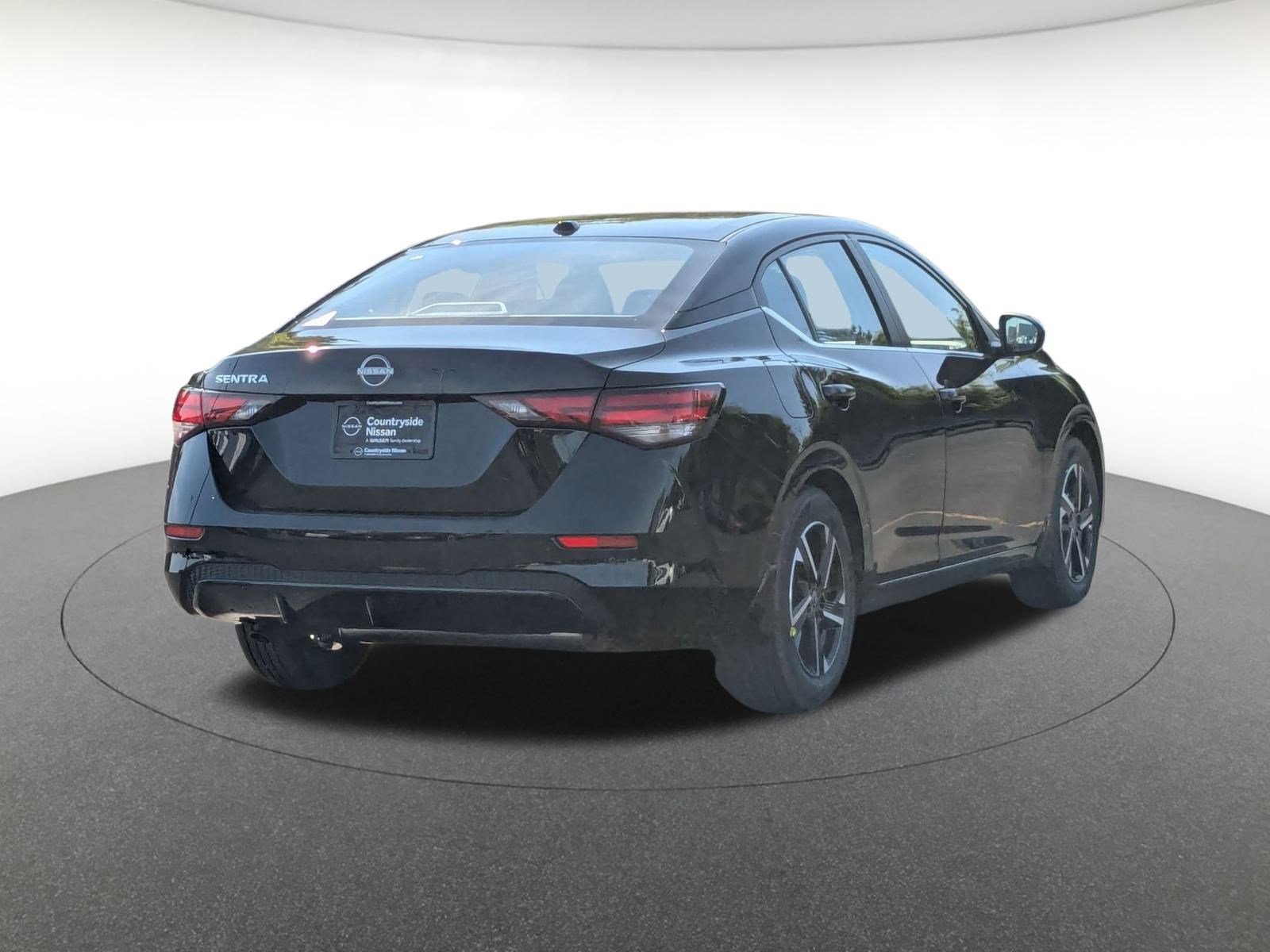 2025 Nissan Sentra SV photo 4