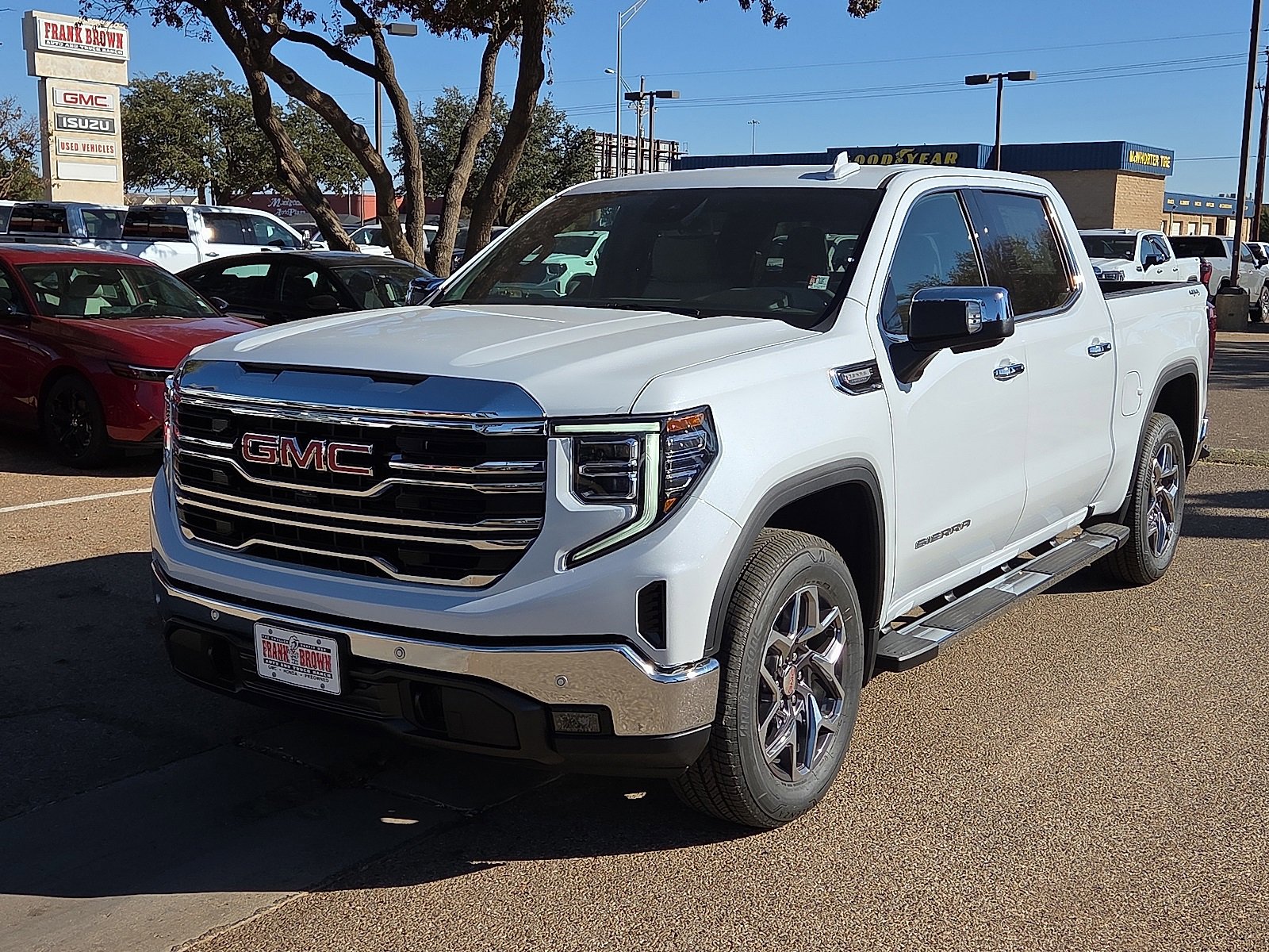 2026 GMC Sierra 1500 SLT's photo