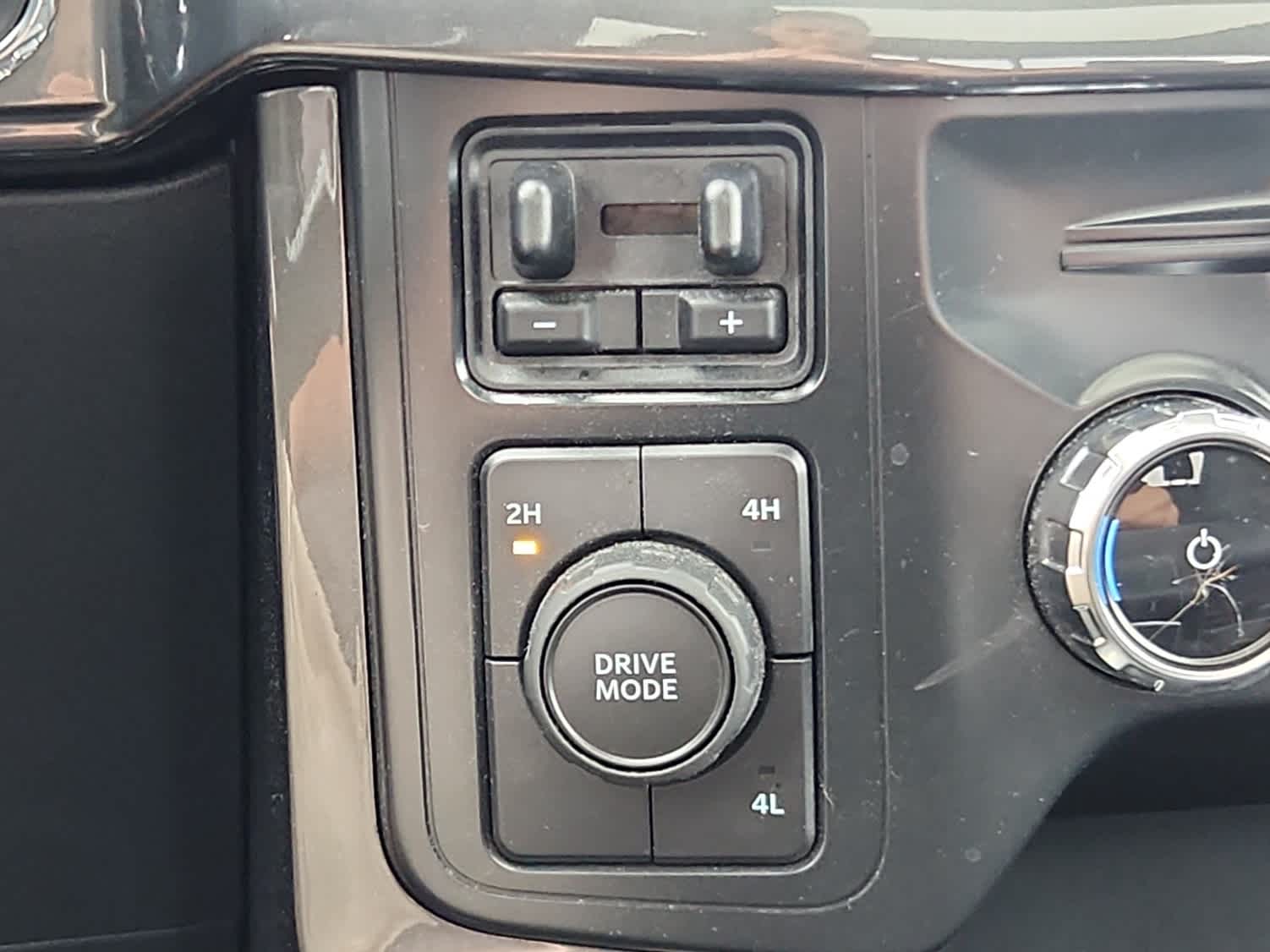 2022 Ford F-150 XLT photo 17