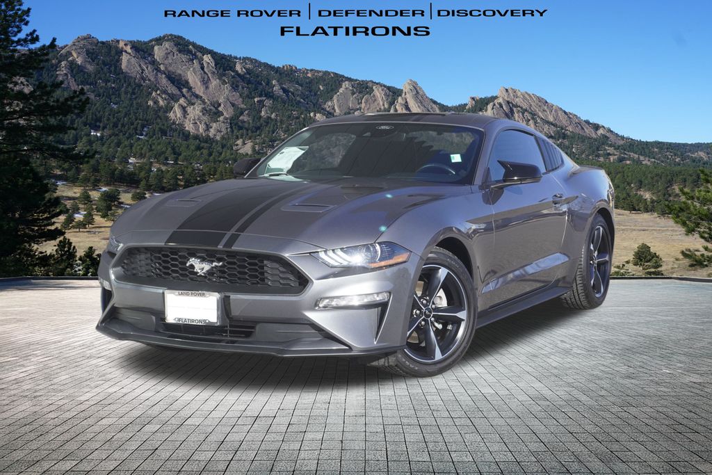 2022 Ford Mustang EcoBoost
