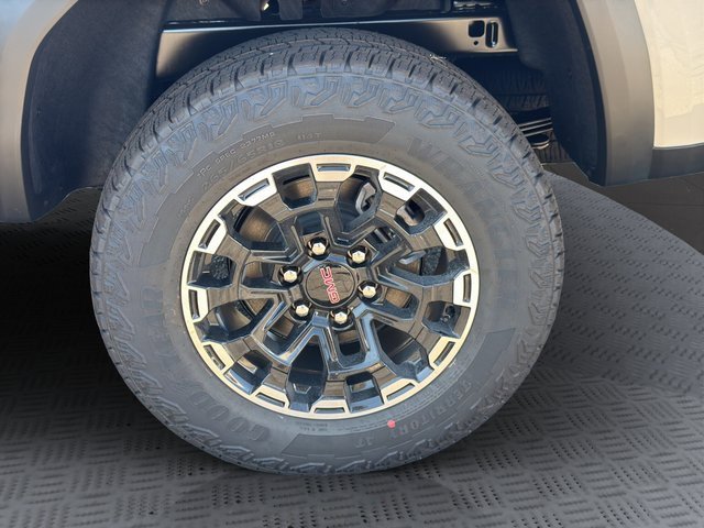 2026 Gmc Canyon AT4 photo 25
