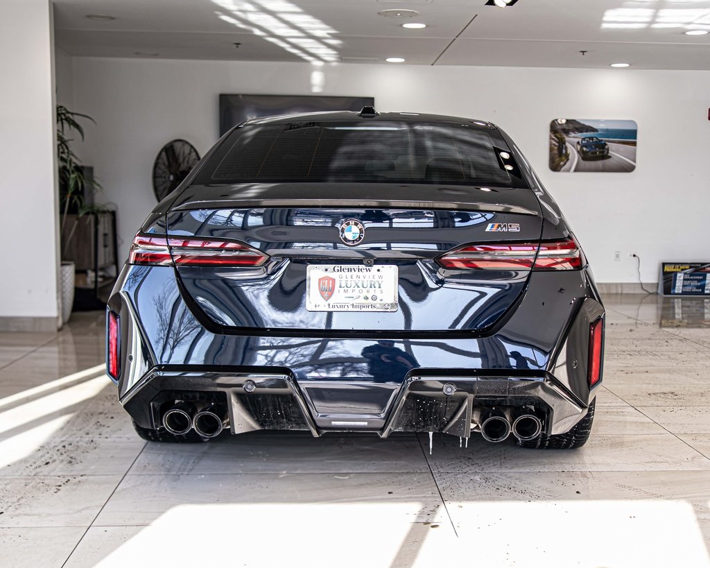 2025 BMW M5 - Image 13