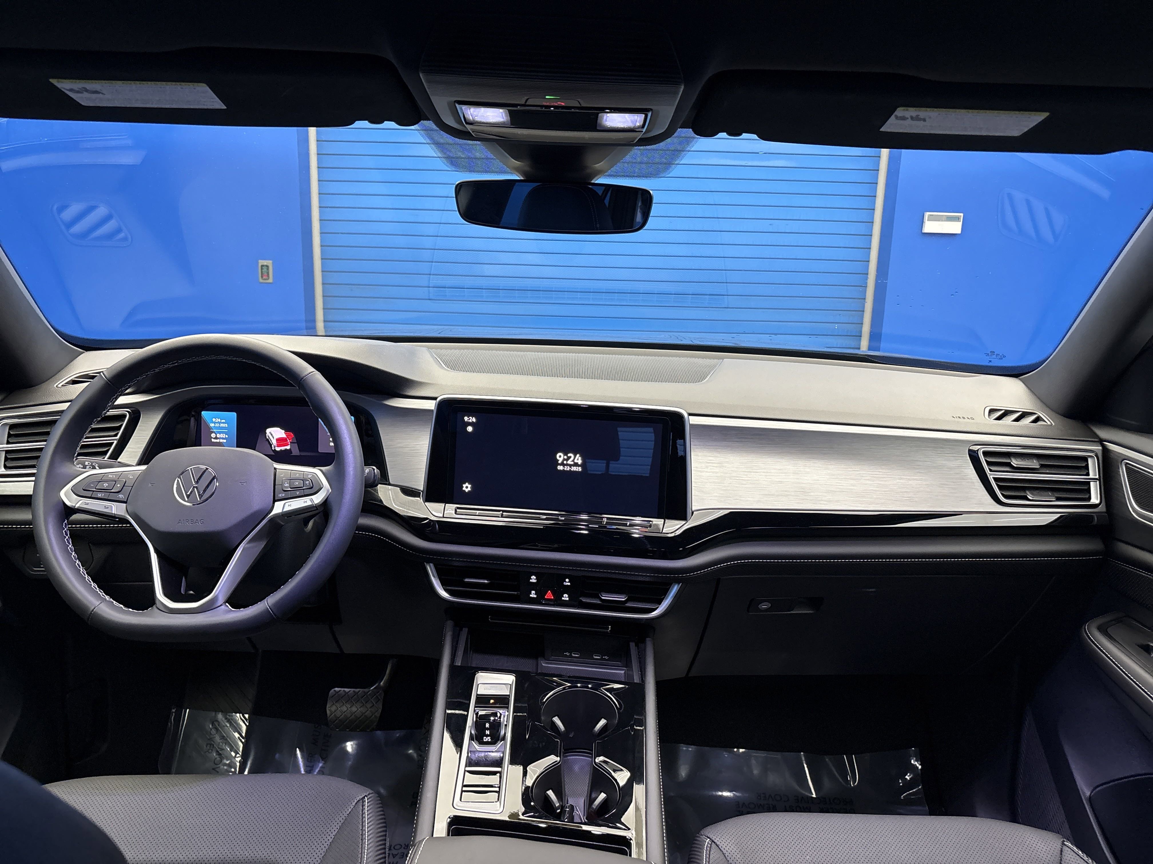 2024 Volkswagen Atlas Cross Sport SE Technology photo 20