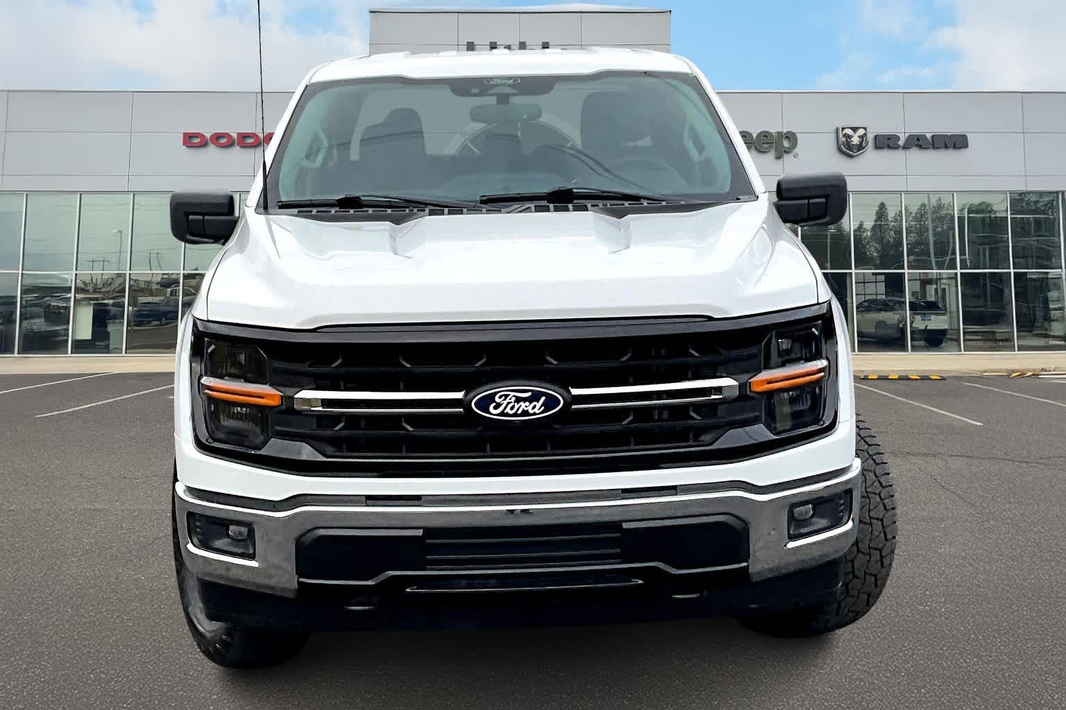 2024 Ford F-150 XLT photo 4