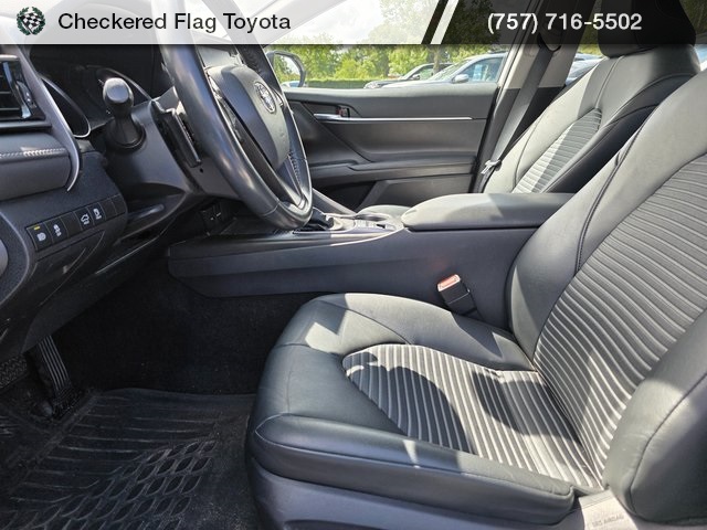 2022 Toyota Camry Hybrid photo 8