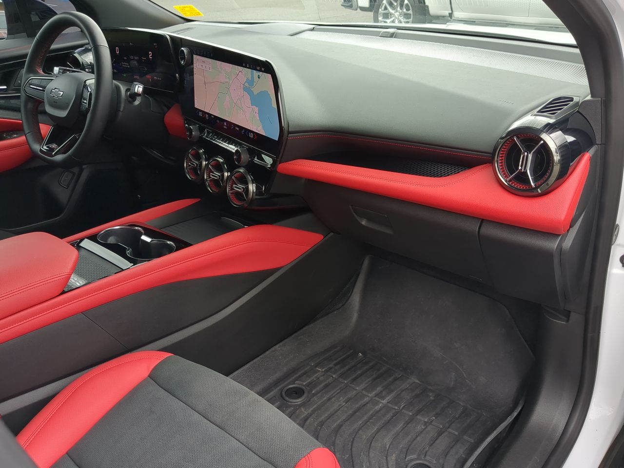 2024 Chevrolet Blazer EV RS photo 25