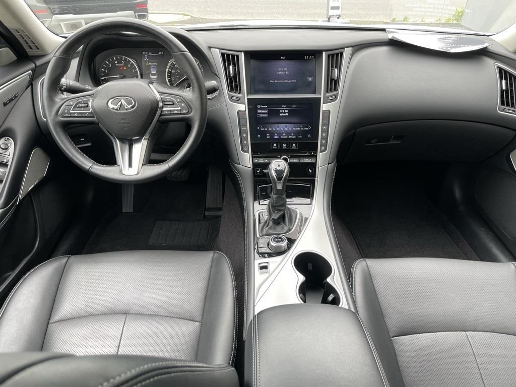 2024 Infiniti Q50 LUXE photo 10