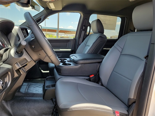 2025 Ram 4500 Tradesman photo 12