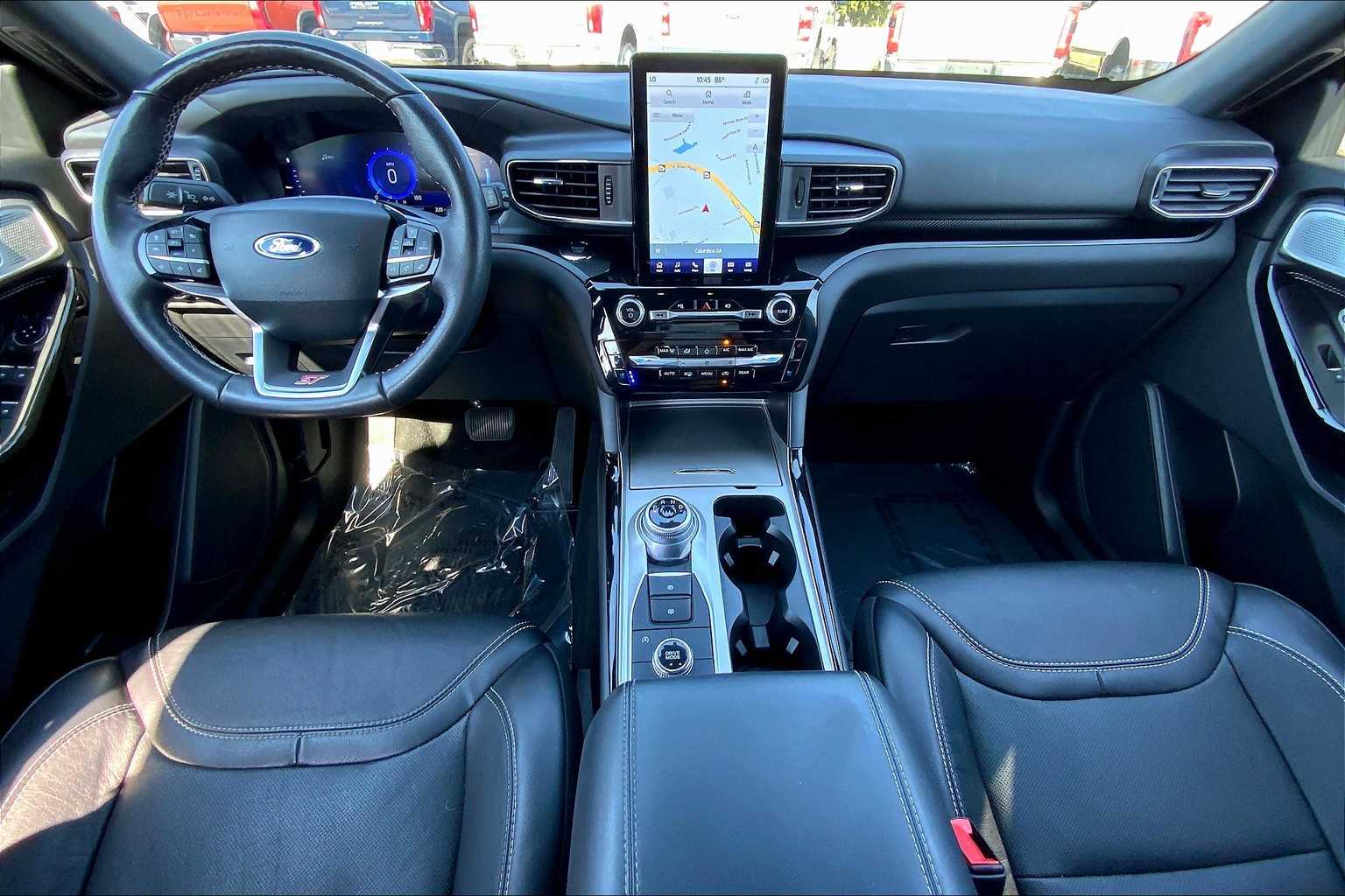 2023 Ford Explorer ST photo 14