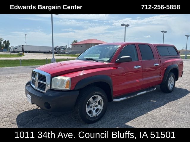 2005 Dodge Dakota SLT photo 4