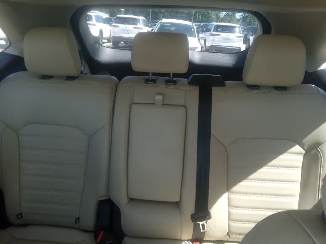 2019 Ford Edge SEL photo 13