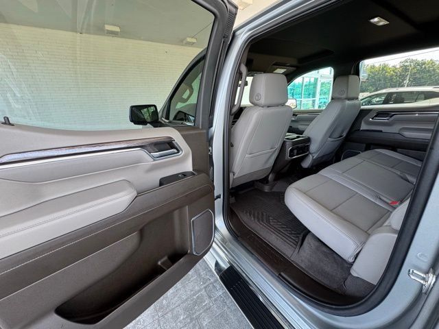 2024 Chevrolet Silverado 1500 LTZ photo 17