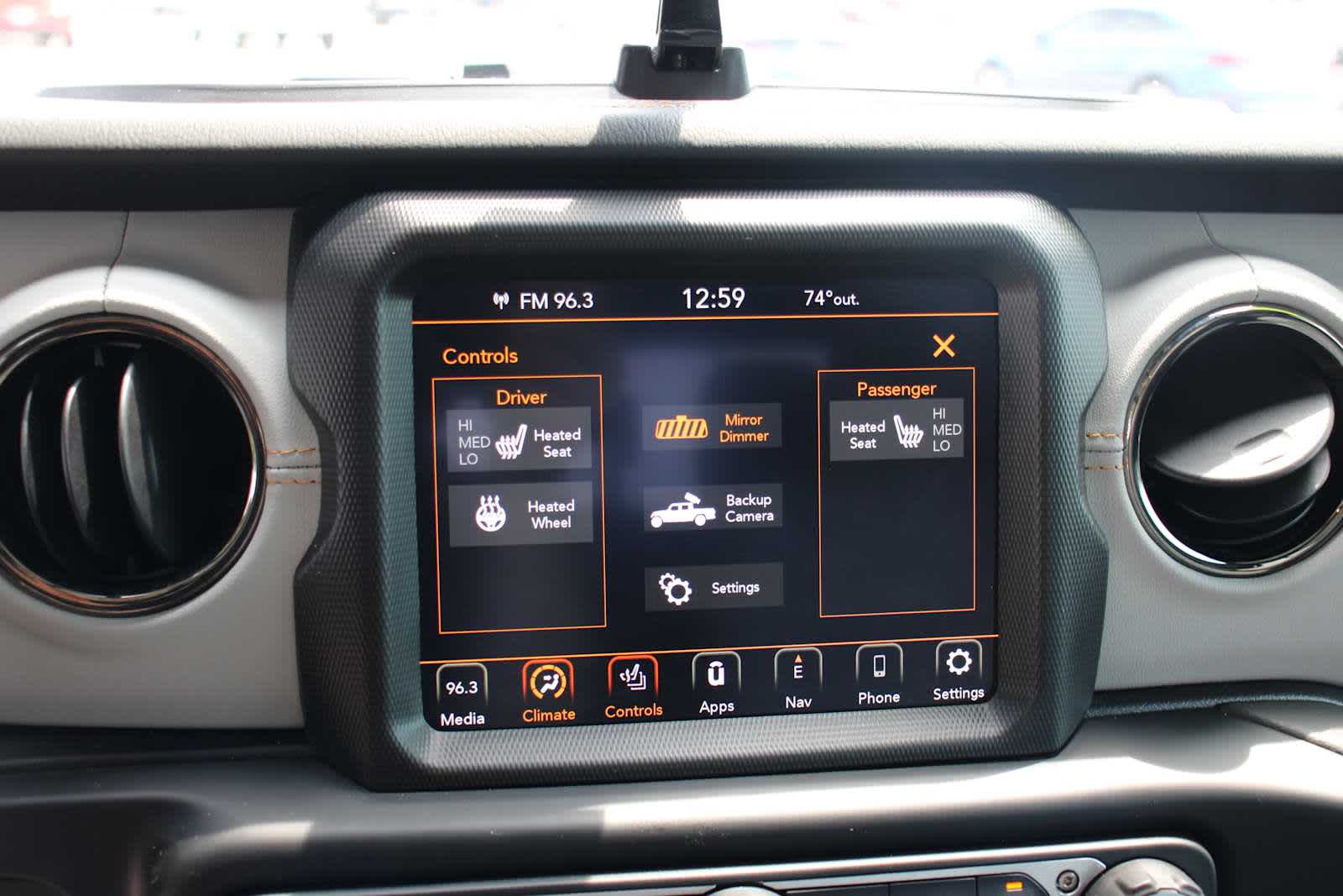 2022 Jeep Gladiator High Altitude photo 27
