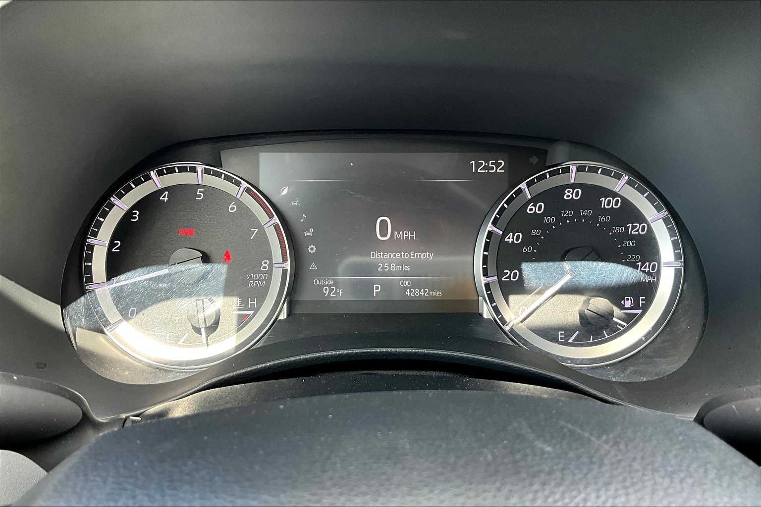2024 Toyota Highlander LE photo 24