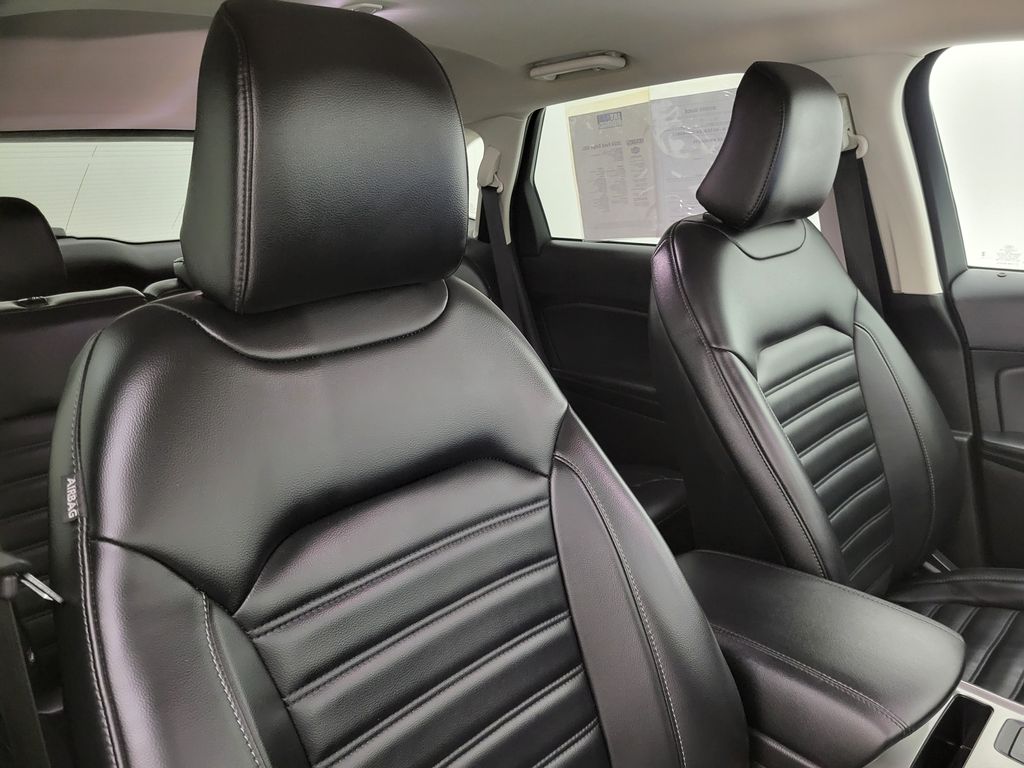2024 Ford Edge SEL photo 34