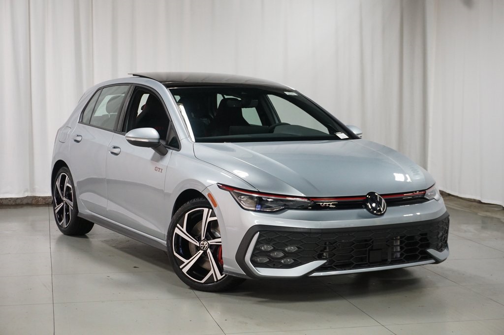 2025 Volkswagen Golf GTI SE photo 2