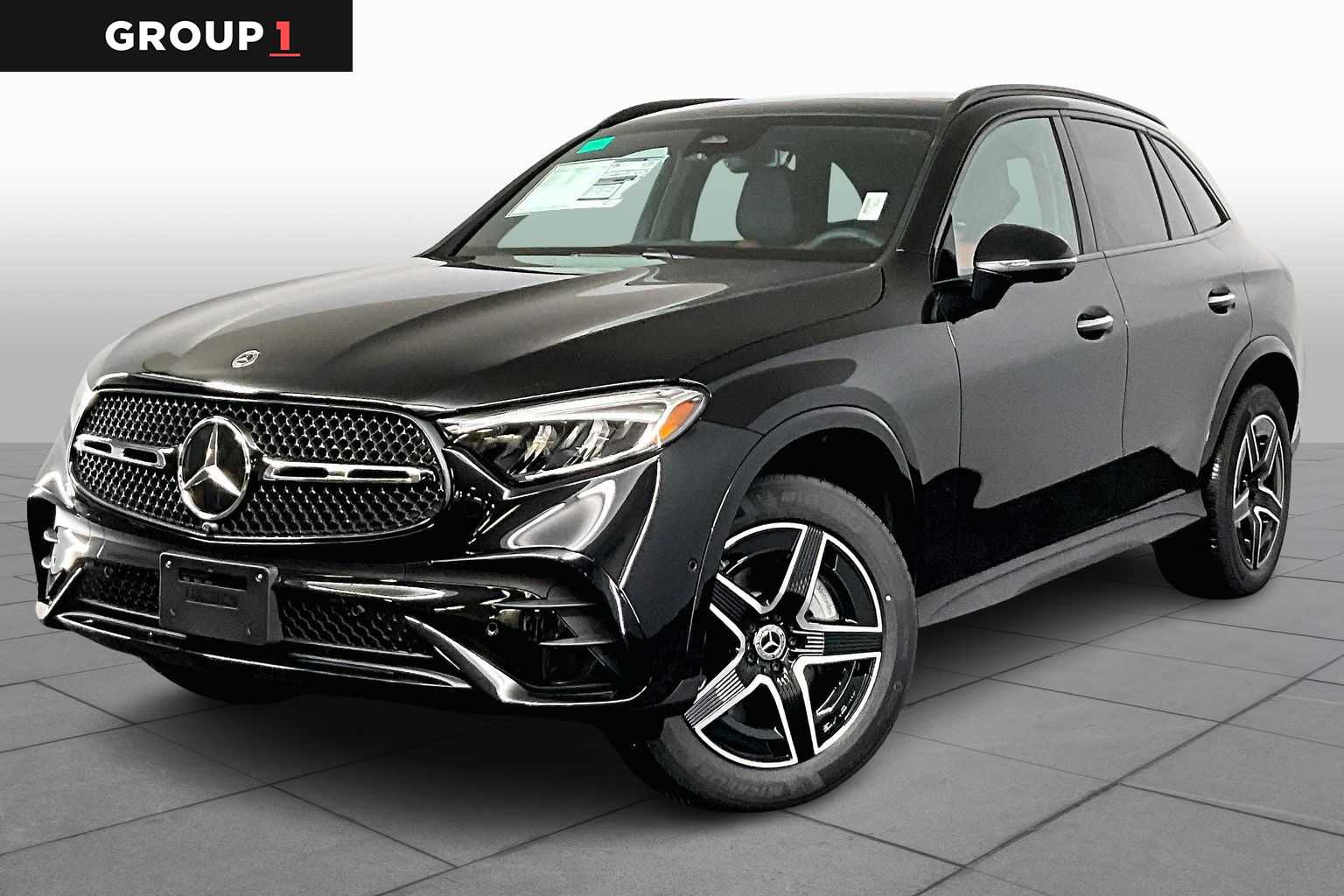 2026 Mercedes-Benz GLC Base's photo