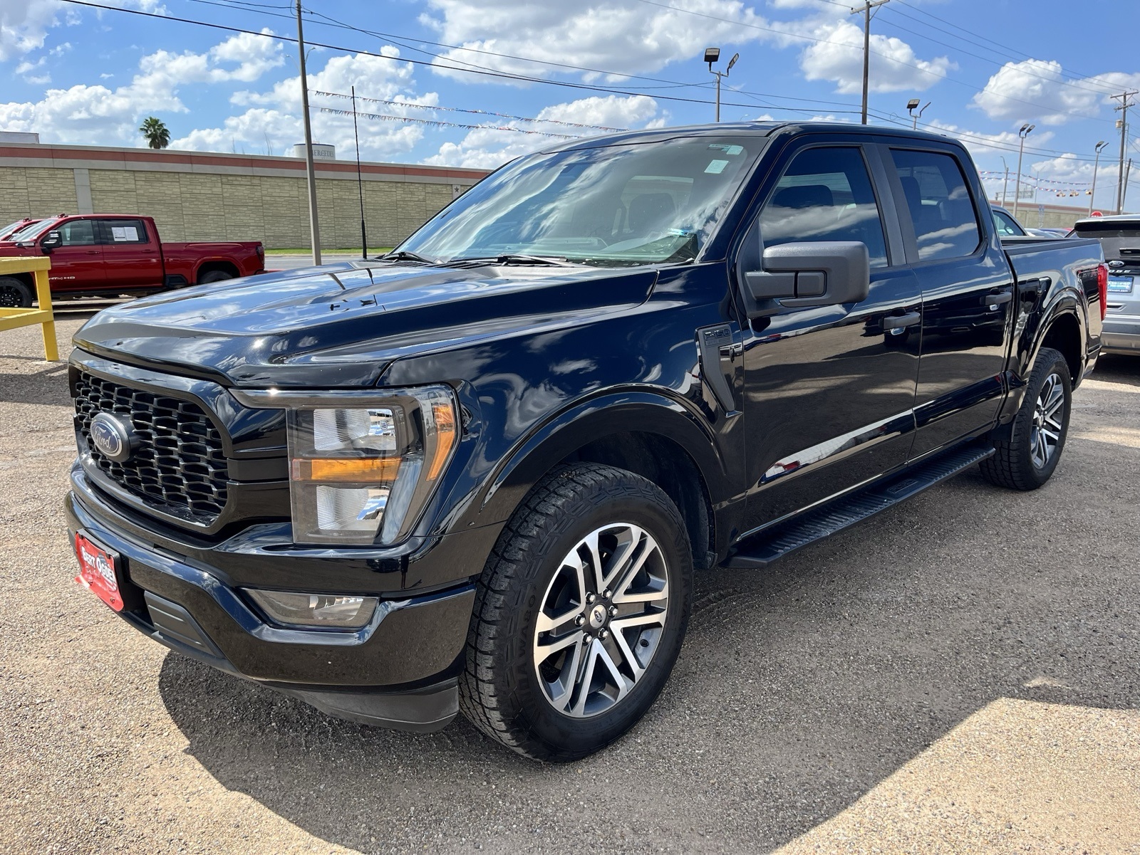2023 Ford F-150 XL photo 2