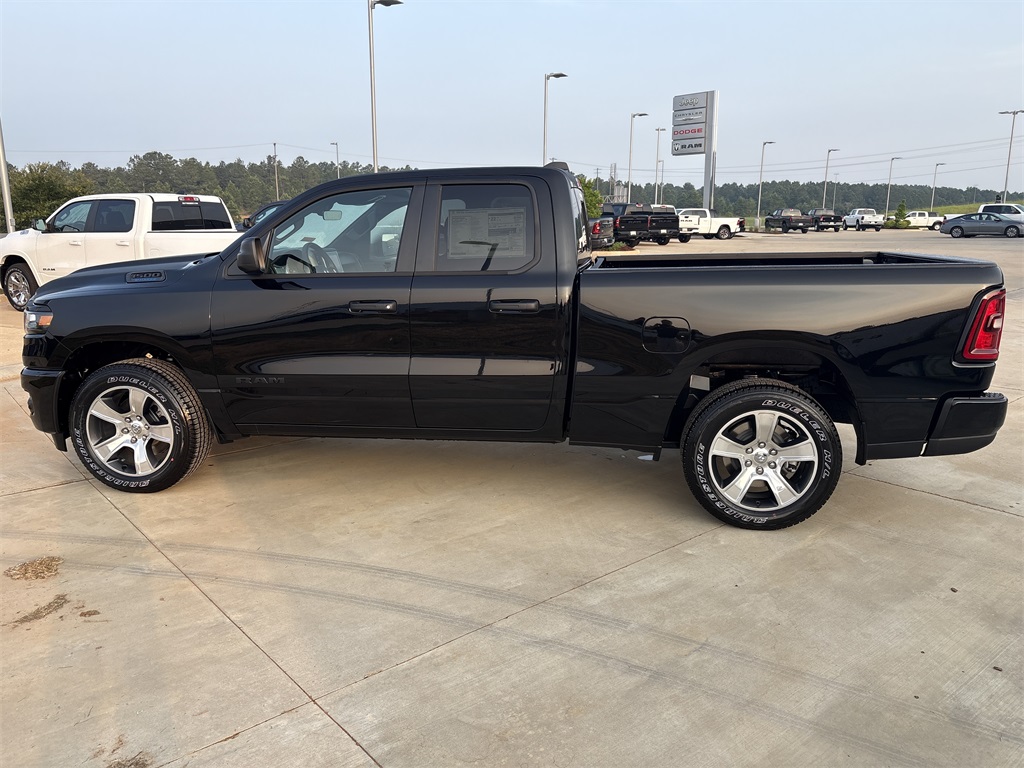2025 Ram 1500 Tradesman photo 6