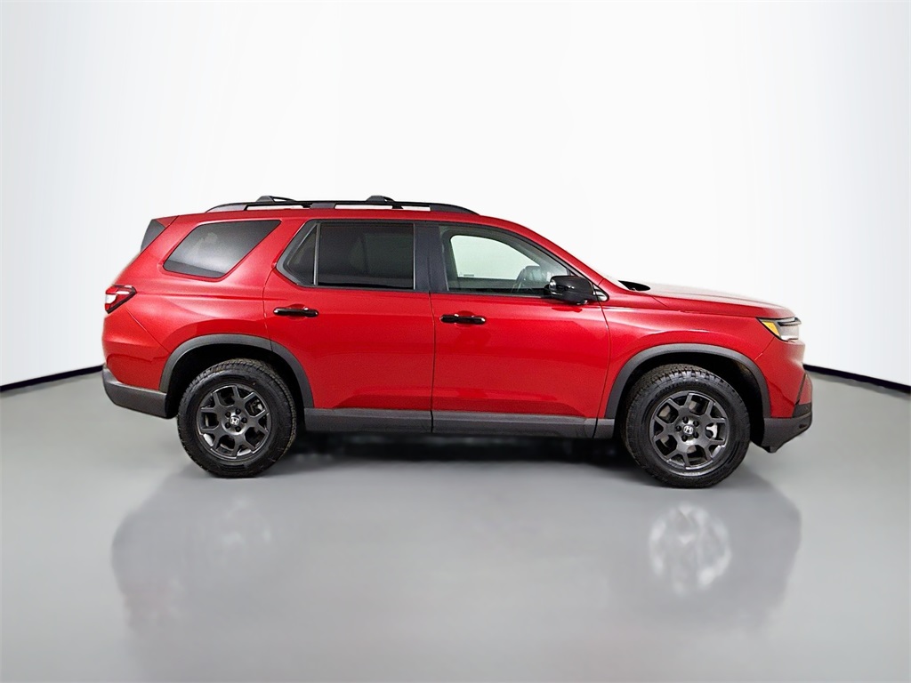 2024 Honda Pilot TrailSport photo 8