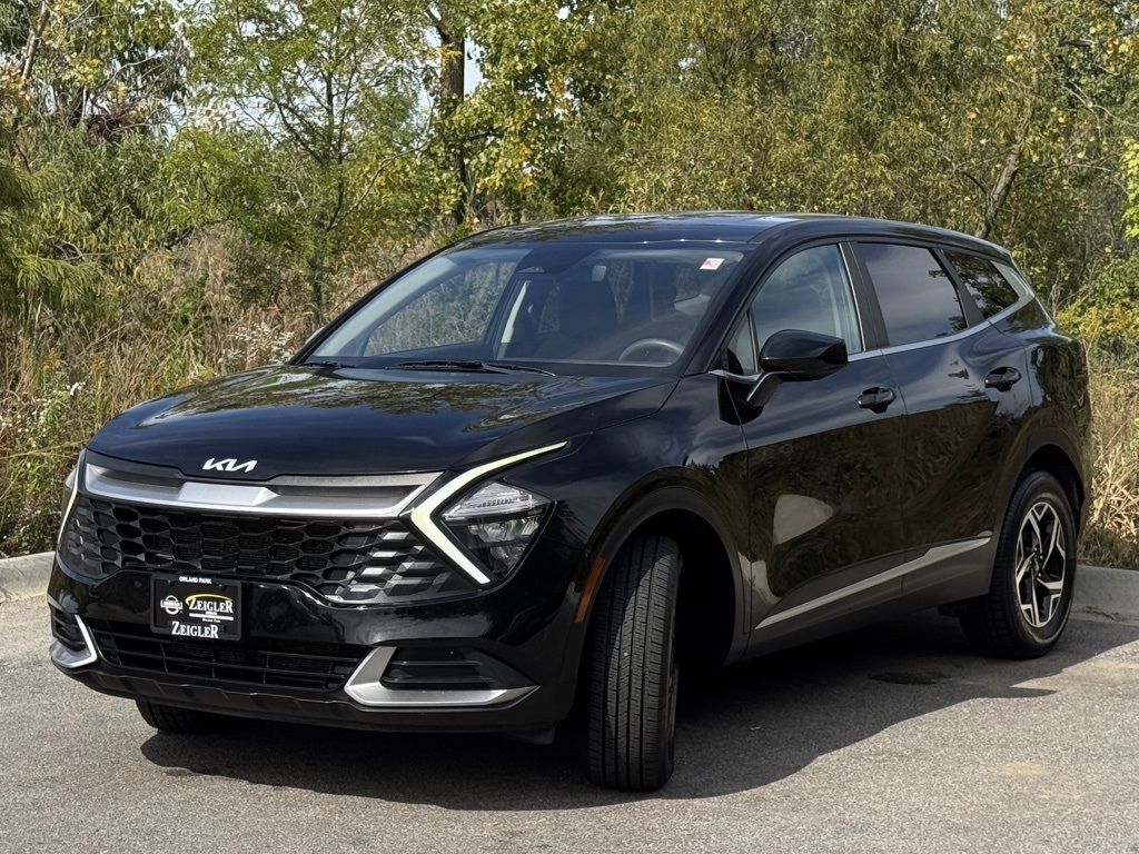 2023 Kia Sportage LX photo 3