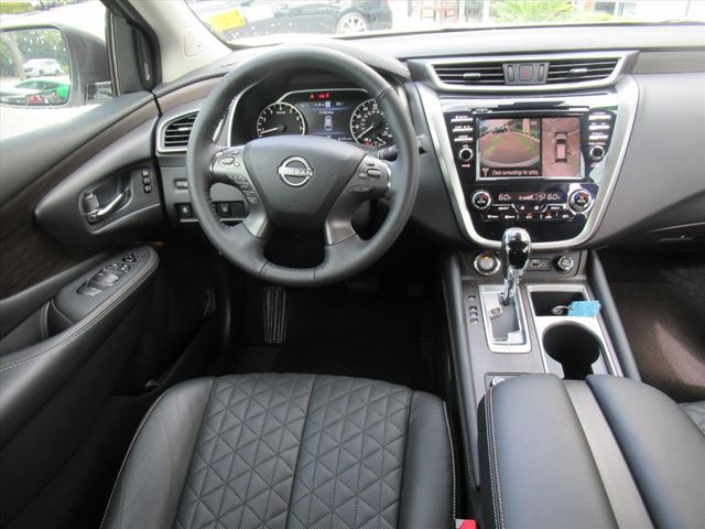 2023 Nissan Murano Platinum photo 13