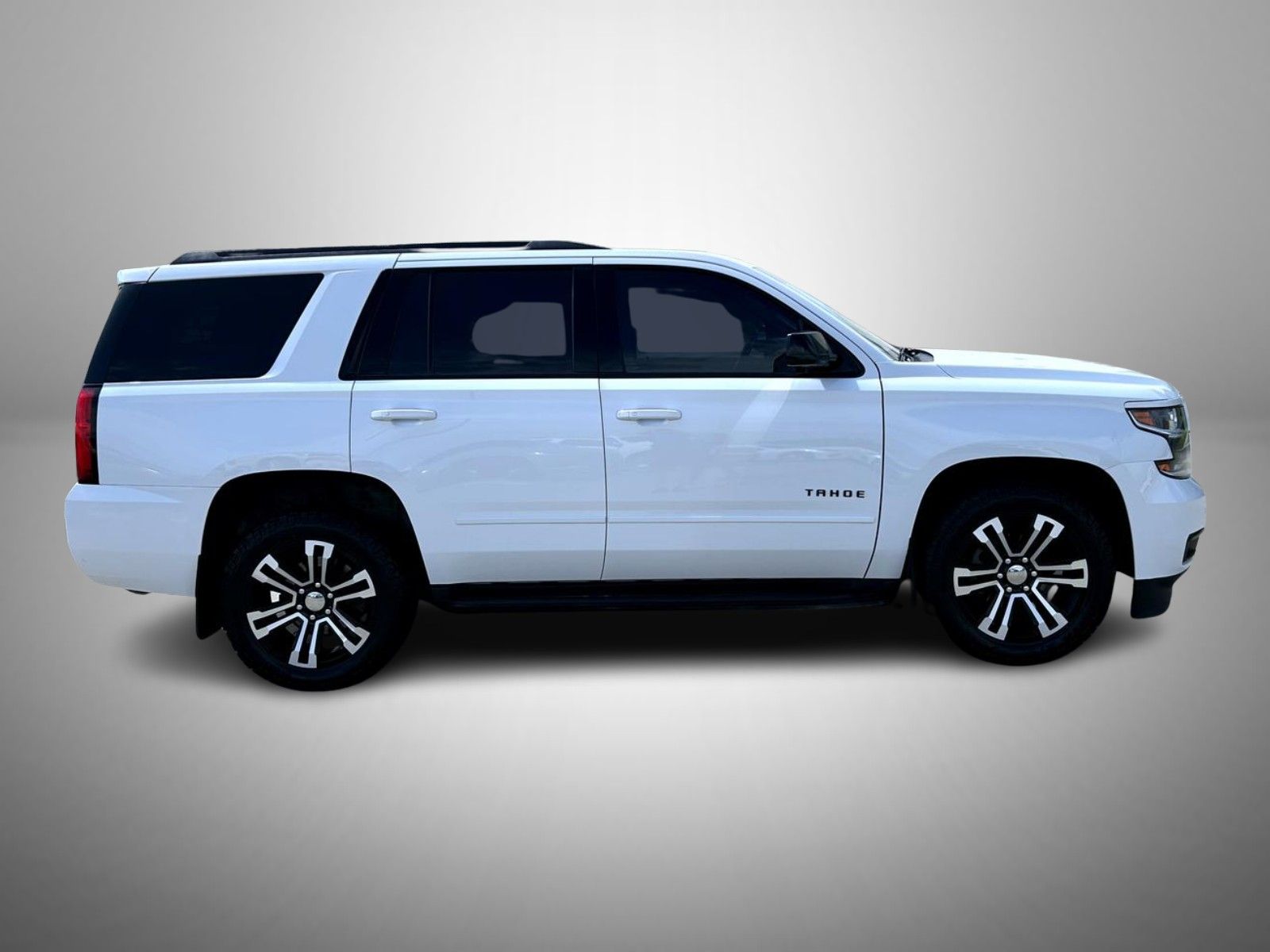 2018 Chevrolet Tahoe Premier photo 4