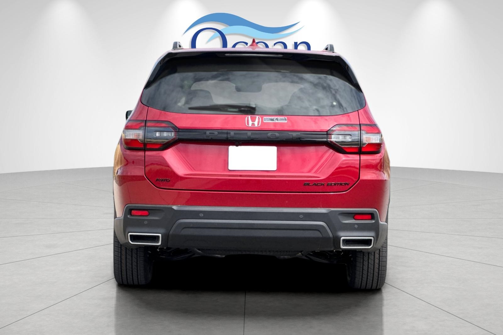 2025 Honda Pilot Black Edition photo 4