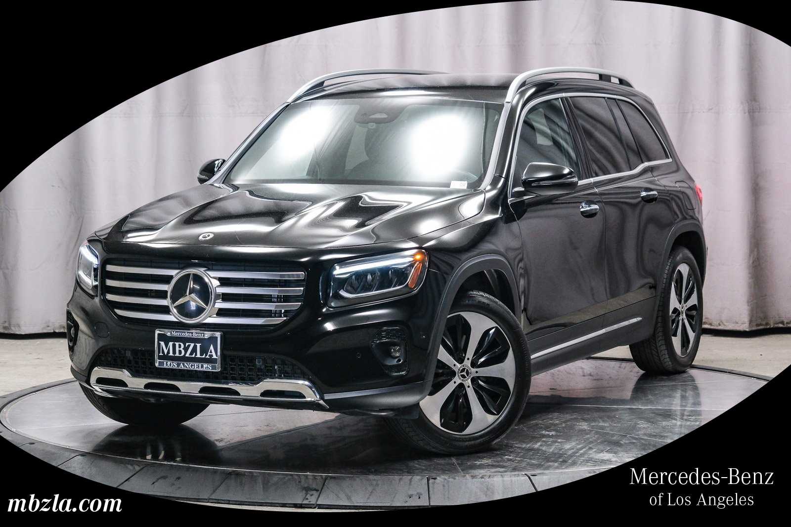 2025 Mercedes-Benz GLB Base's photo