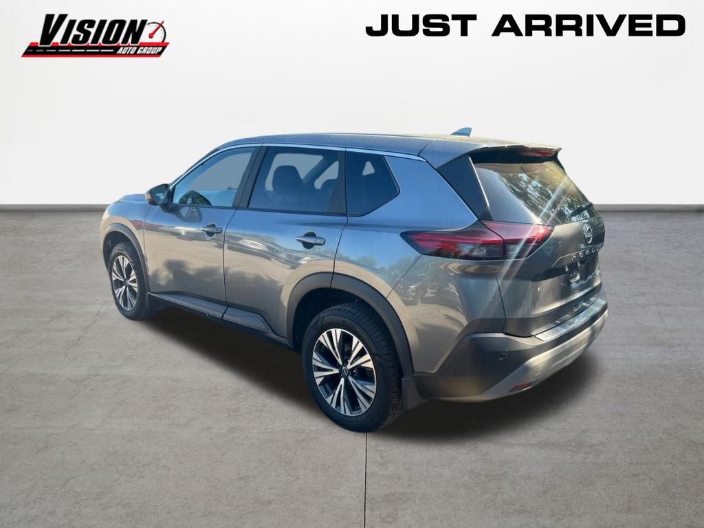 2023 Nissan Rogue SV photo 3