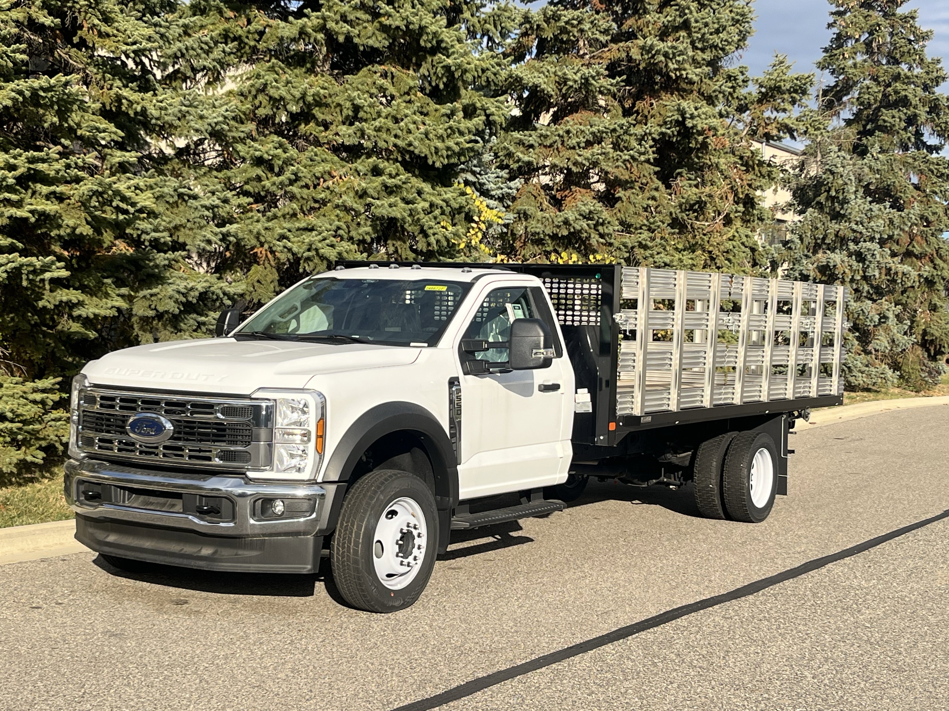 2024 Ford F-550 Super Duty Chassis Cab XL's photo