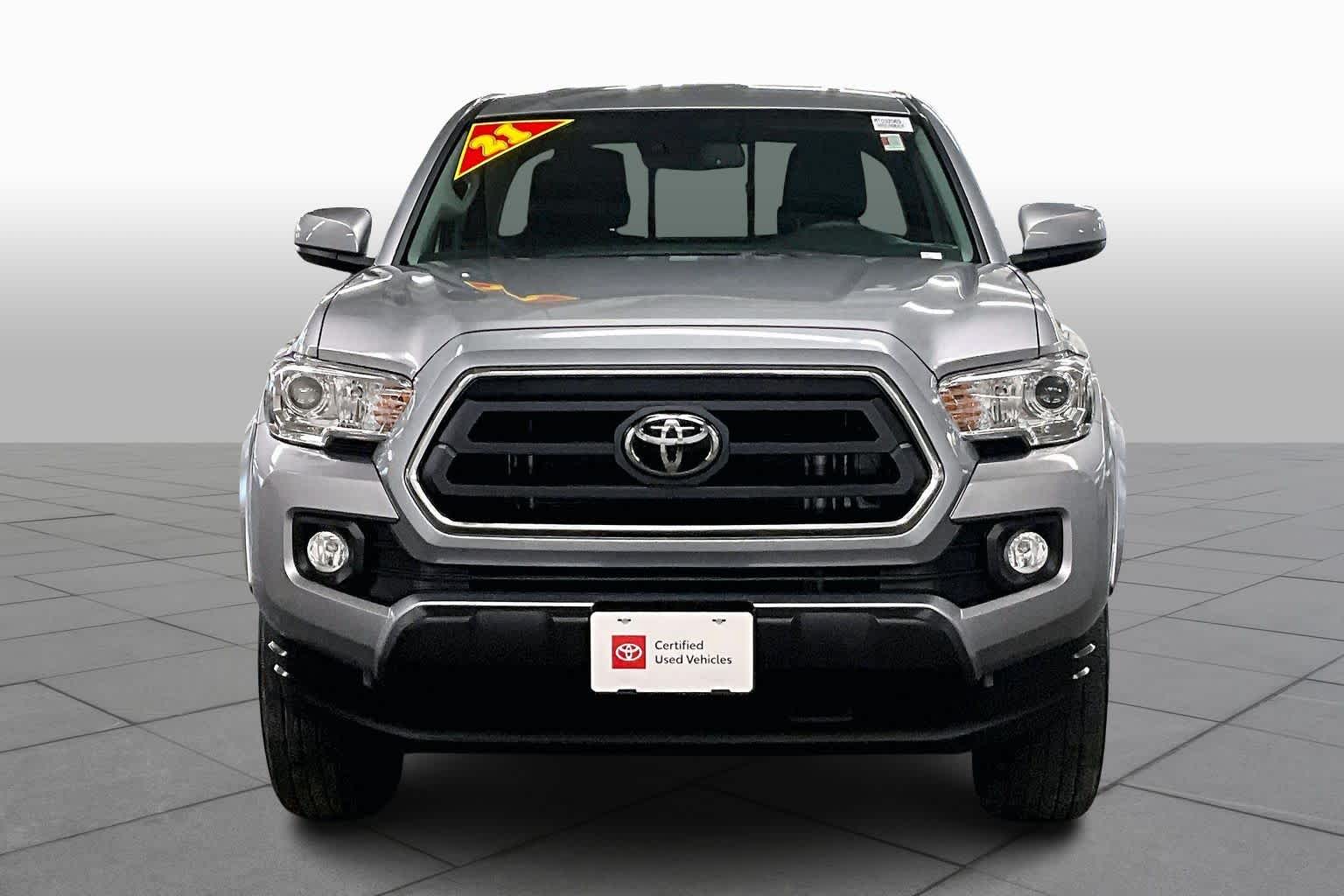 2021 Toyota Tacoma SR5 photo 3