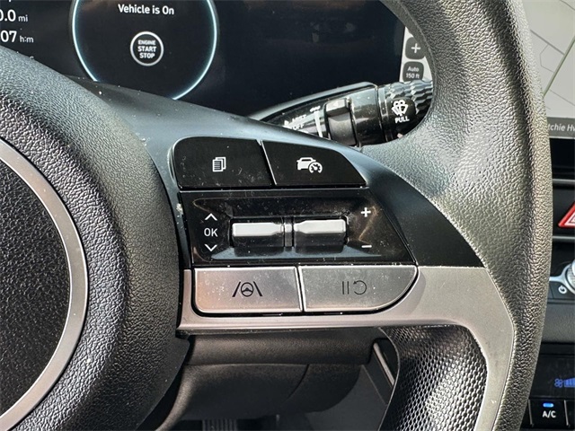 2024 Hyundai Elantra SEL photo 24