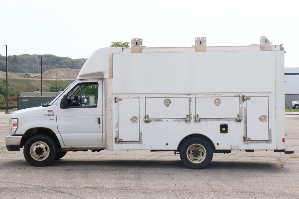 2015 Ford E-350 Base photo 4