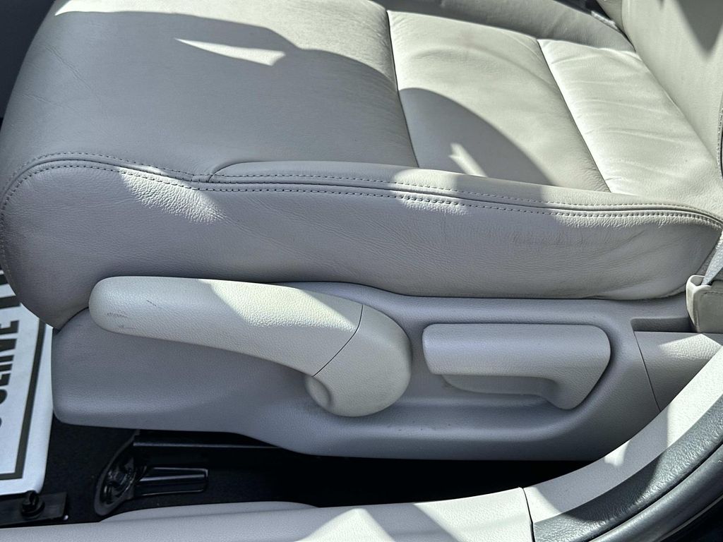2012 Honda Civic EX-L photo 35