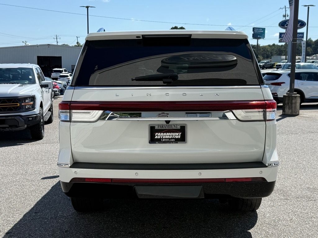 2024 Lincoln Navigator L Reserve photo 28