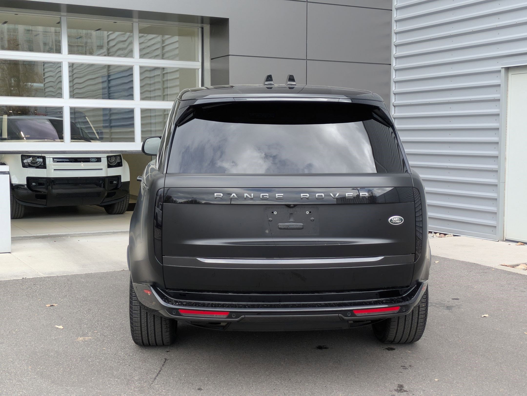 2023 Land Rover Range Rover Autobiography photo 4