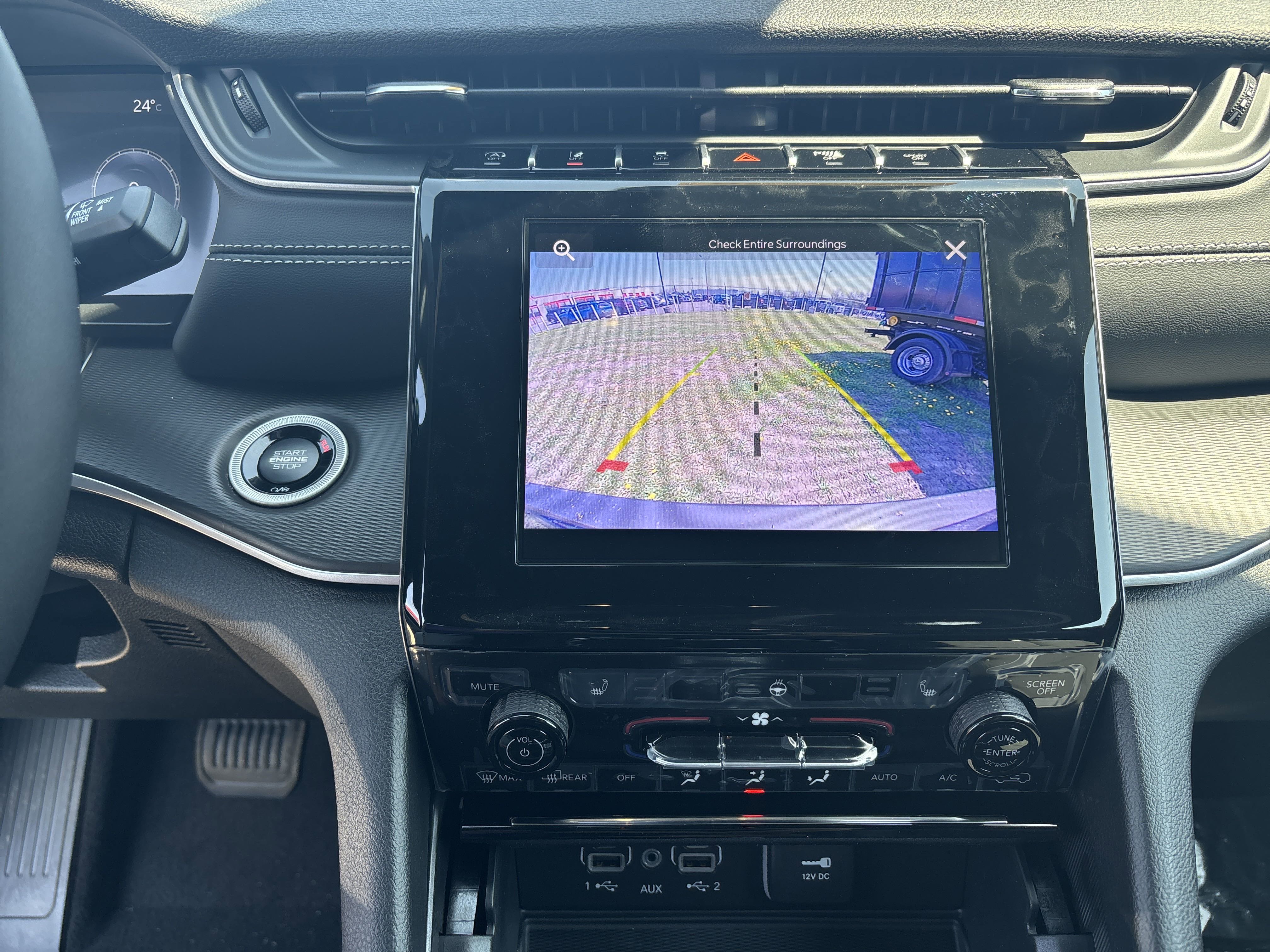 New 2025 Baltic Grey Metallic Jeep Altitude image 21