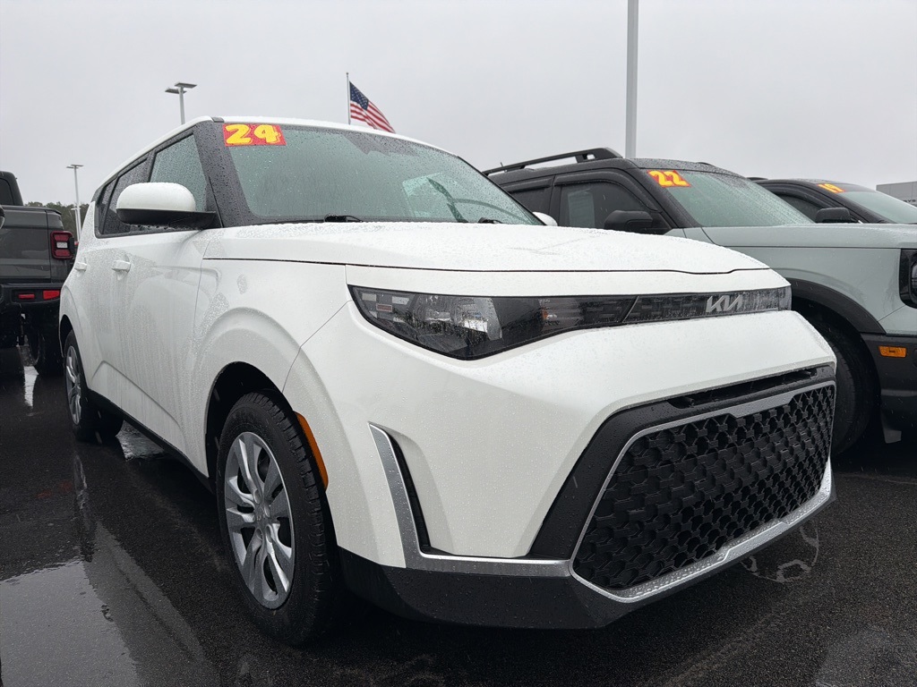2024 Kia Soul LX