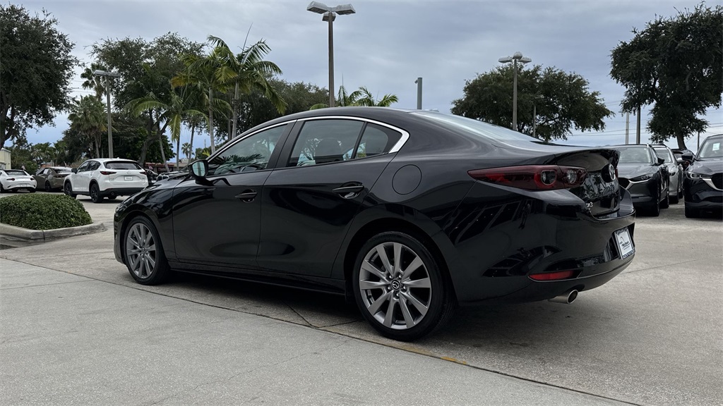 2022 Mazda Mazda3 Select photo 22