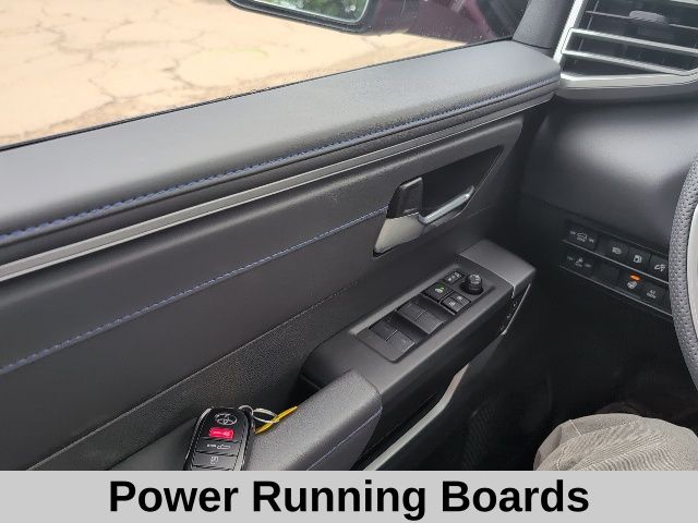 2025 Toyota Sequoia Platinum photo 9