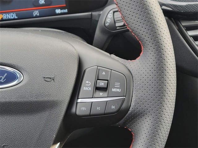 2025 Ford Escape ST-Line photo 16