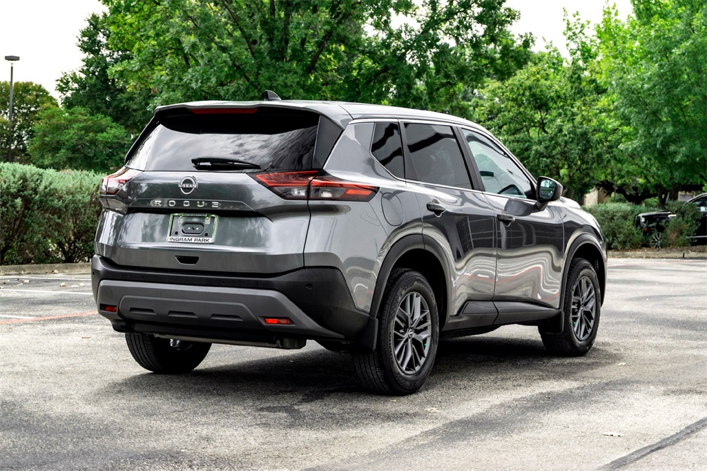 2023 Nissan Rogue S photo 4