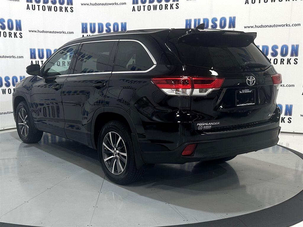 2018 Toyota Highlander XLE photo 4