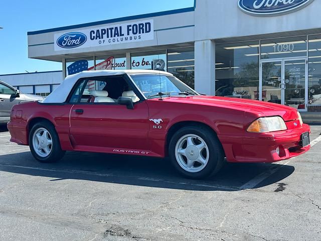1992 Ford Mustang GT photo 2
