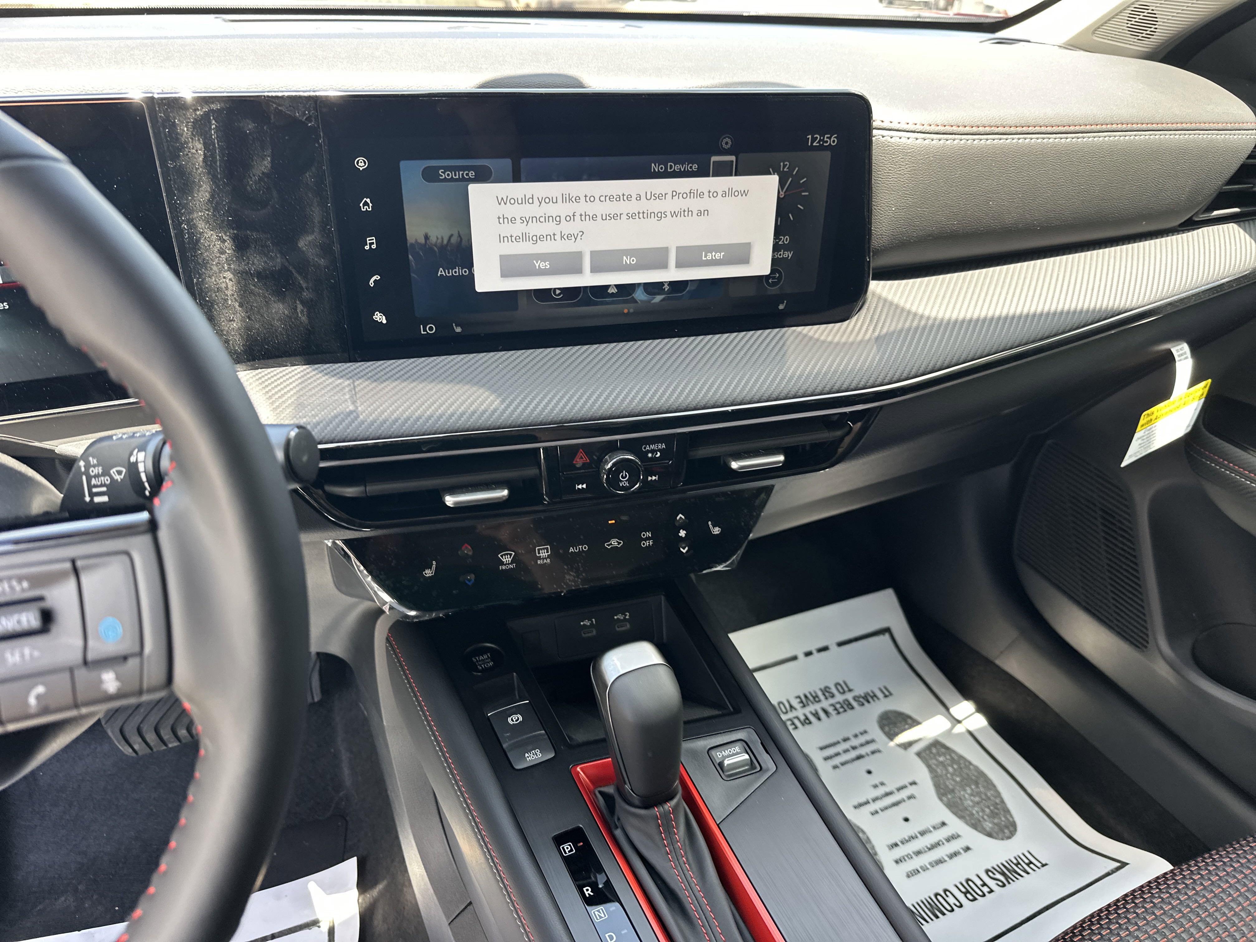 2025 Nissan Kicks SR photo 11
