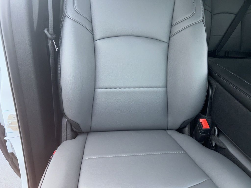2024 Ram 3500 Tradesman photo 3