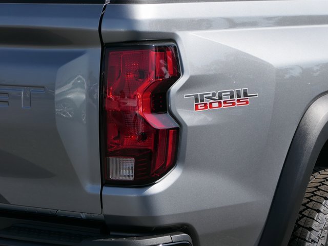 2026 Chevrolet Colorado Trail Boss photo 4