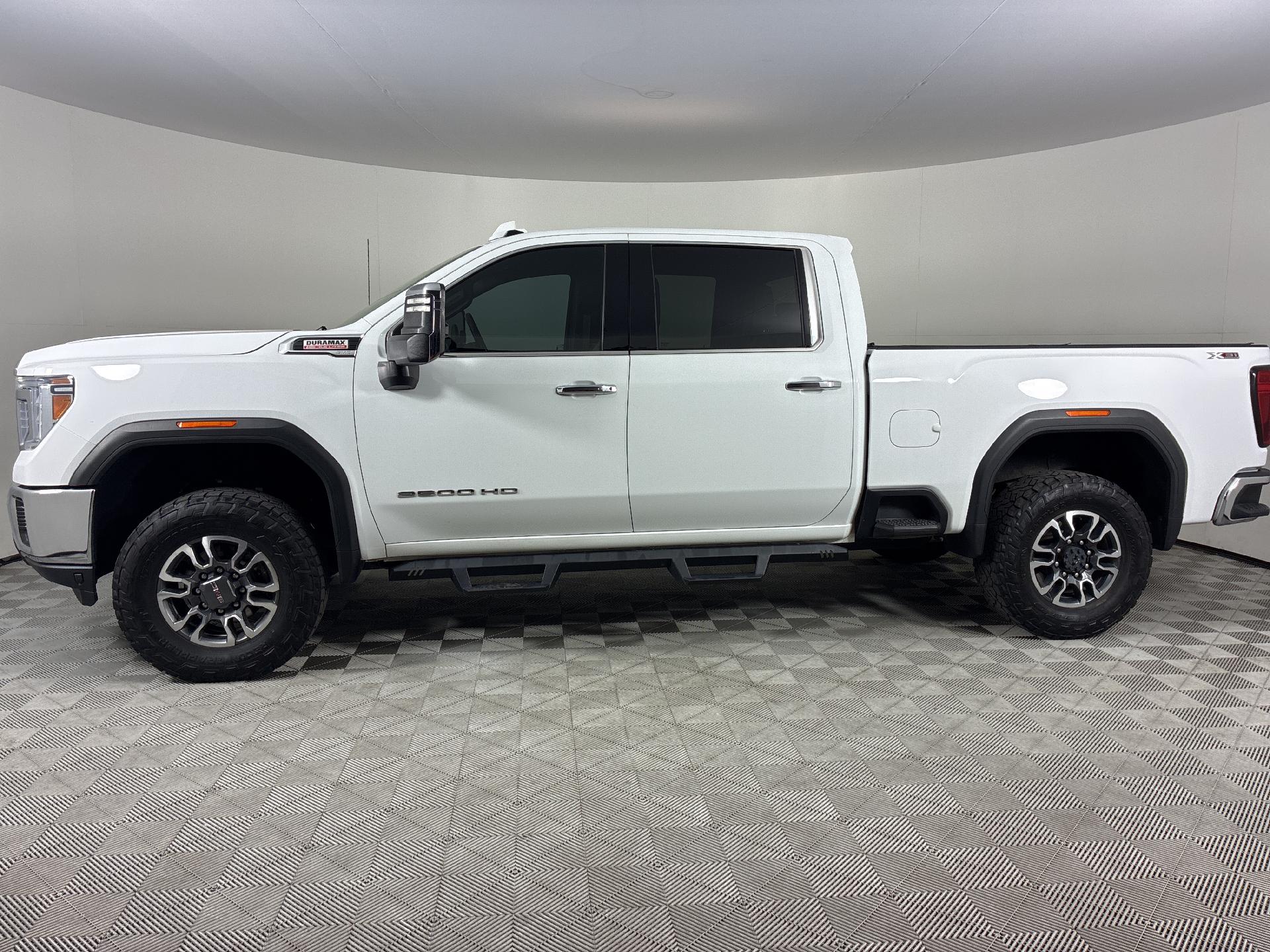 2021 Gmc Sierra SLT photo 2