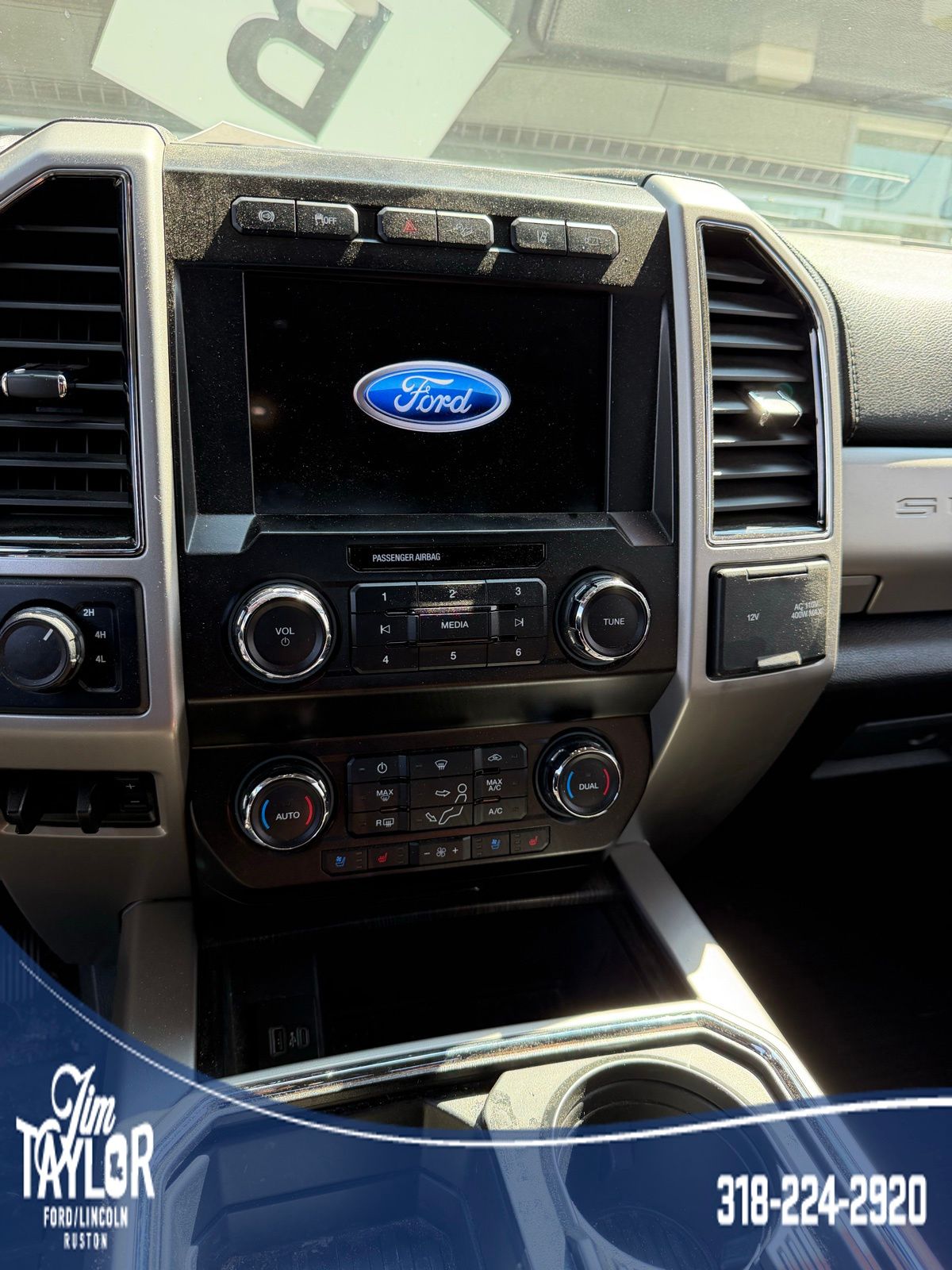 2020 Ford F-250 Lariat photo 12